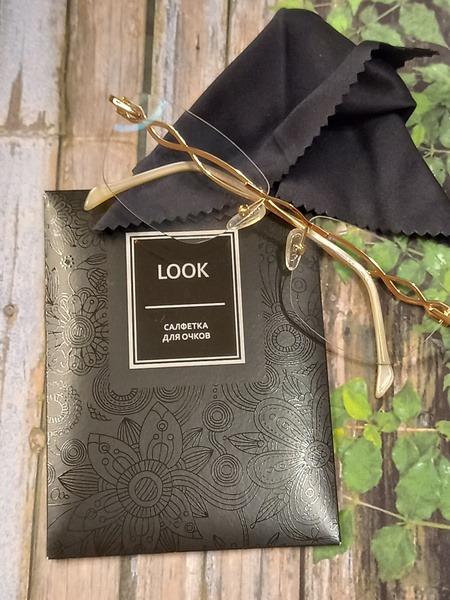 Black Look Cleaning Cloth for Glasses