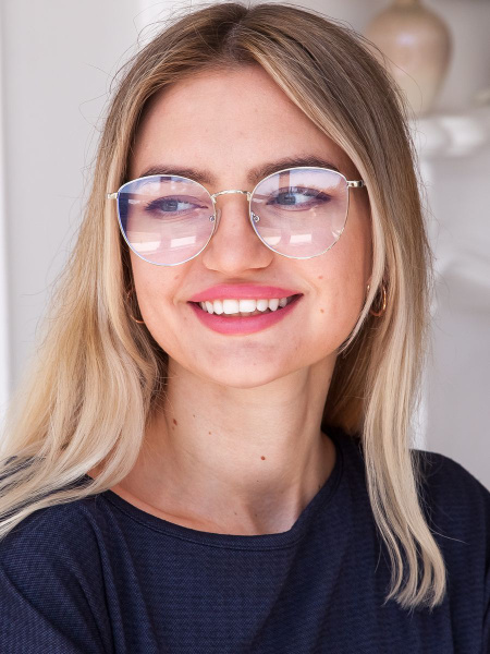 Stylish Computer Glasses Frames: The Neushanka