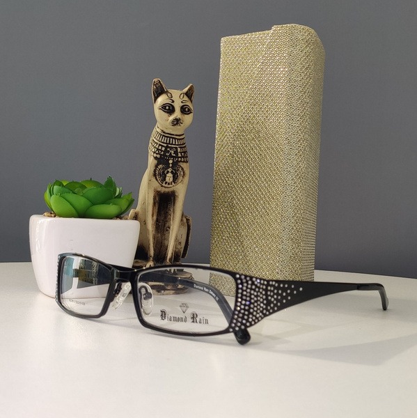 Diamond Rain Setting with Rhinestones