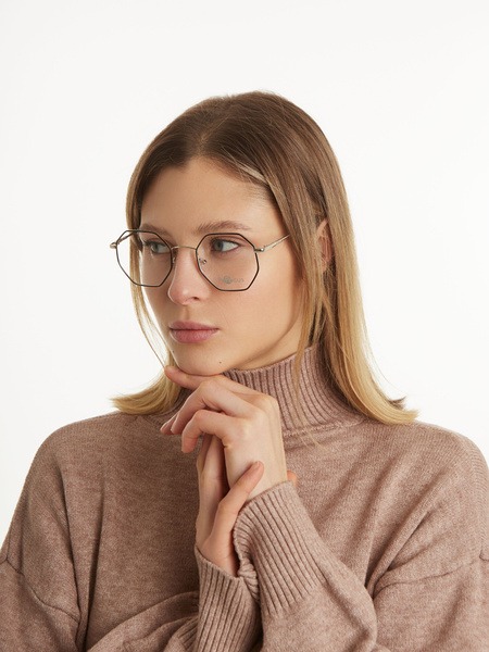InFocus by Oliver Wood Eyeglass Frames with Case