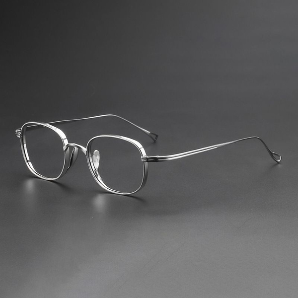 Titanium Retro Eyeglass Frames: Small &amp; Flat, Silver