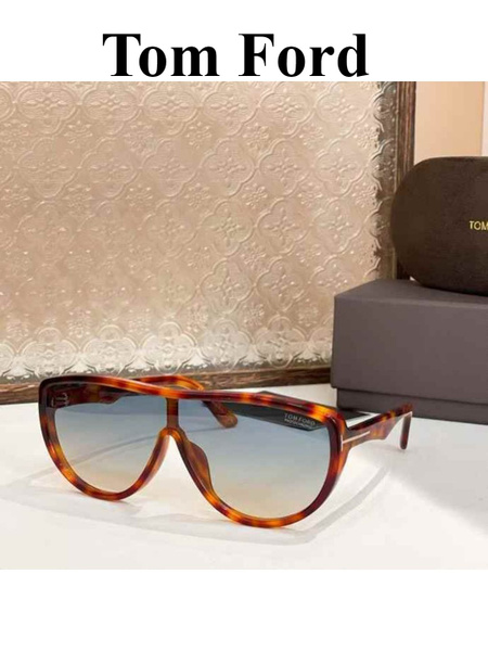 Tom Ford FT1182 Sunglasses Holder