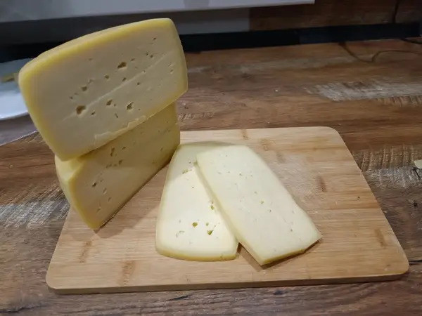 Kurut Semi-Hard Cheese 500 g Vacuum Pack