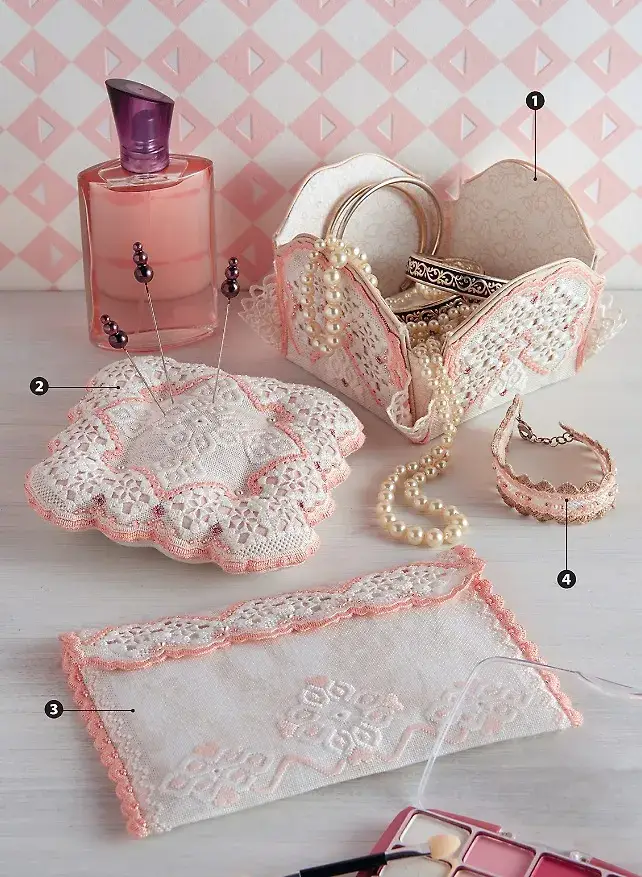 Хардангер.12 сетов со схемами вышивания и сборки фото книги 5