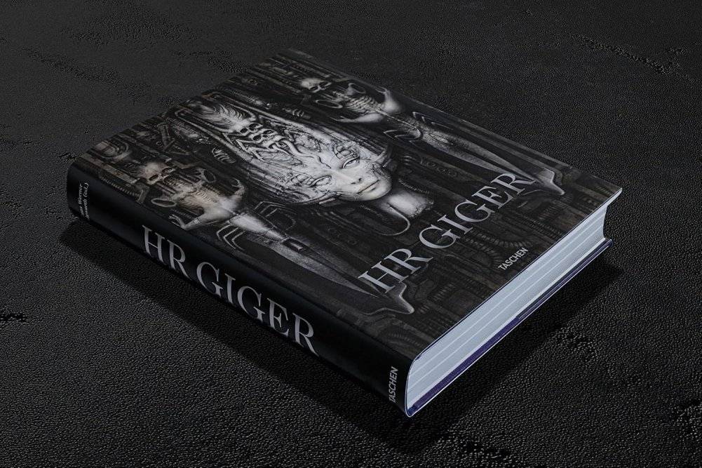 Giger фото книги 2