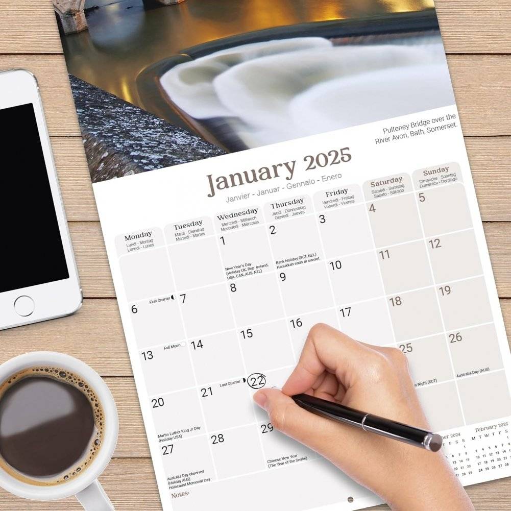 England calendar 2025 Square Travel Wall Calendar - 16 month фото книги 4