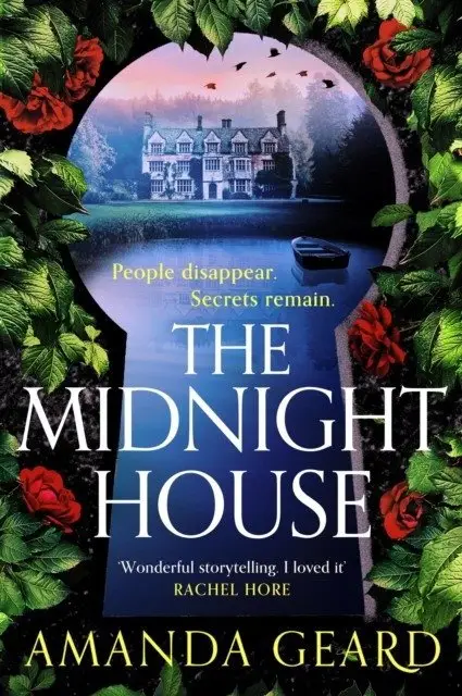 The Midnight House: The spellbinding Richard & Judy pick to escape with this spring 2023 фото книги
