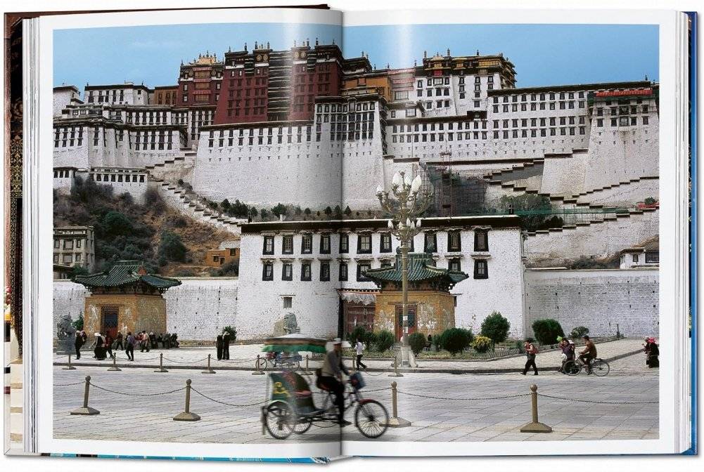 Living in Asia. 40th ed. фото книги 2