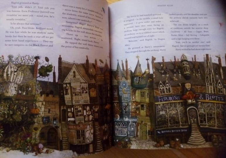 Harry Potter and the Philosopher's Stone: Illustrated Edition фото книги 8