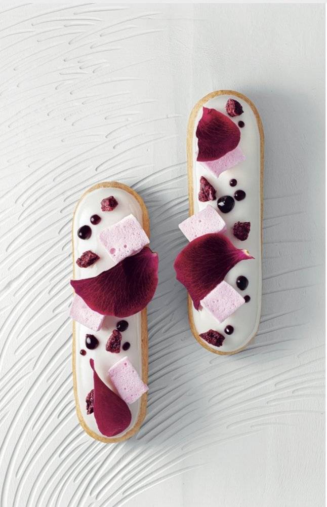 Эклеры. 20 лет эволюции (кожаный футляр) фото книги 8