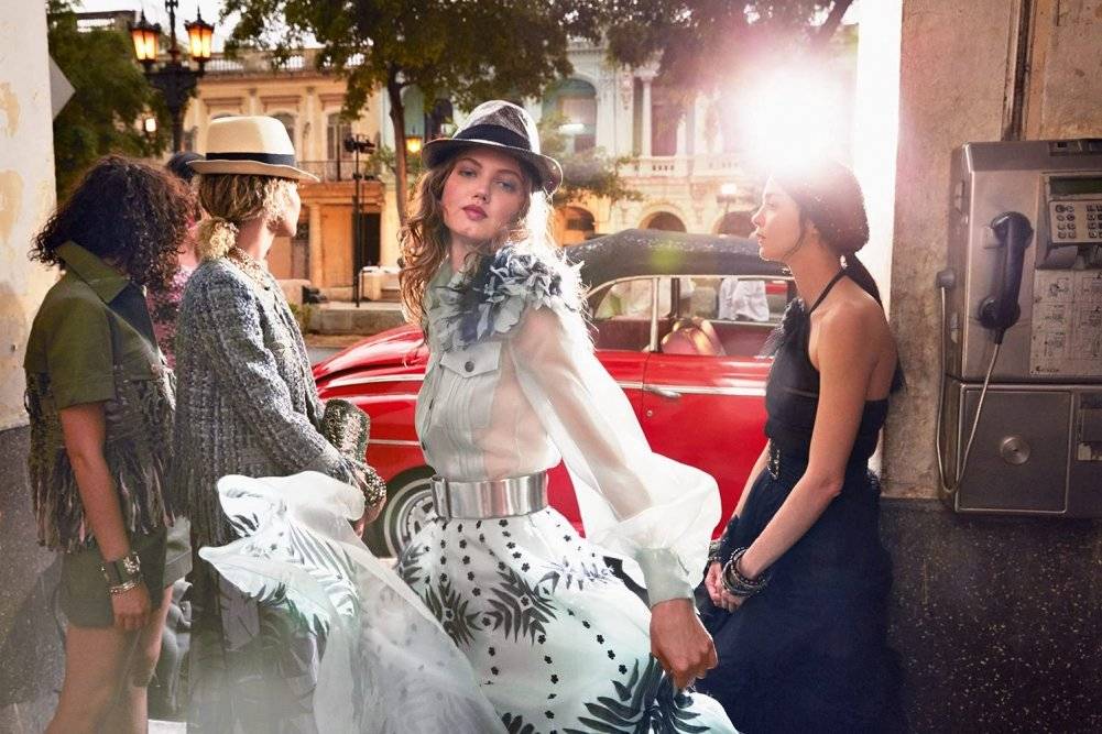 Benoit Peverelli: Chanel: Fitting and Backstage фото книги 4