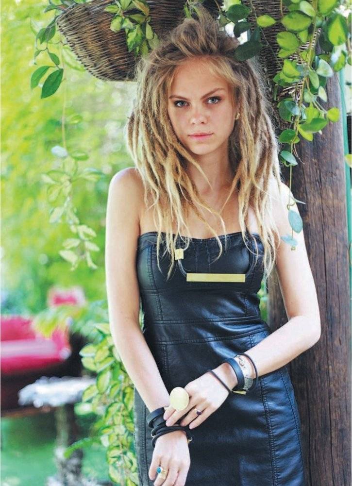 Украшения строптивой. От пяти пар сережек до международного бизнеса фото книги 9