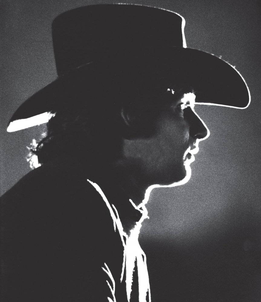 Стивен Спилберг. Человек, который придумал блокбастер. Иллюстрированная биография фото книги 5