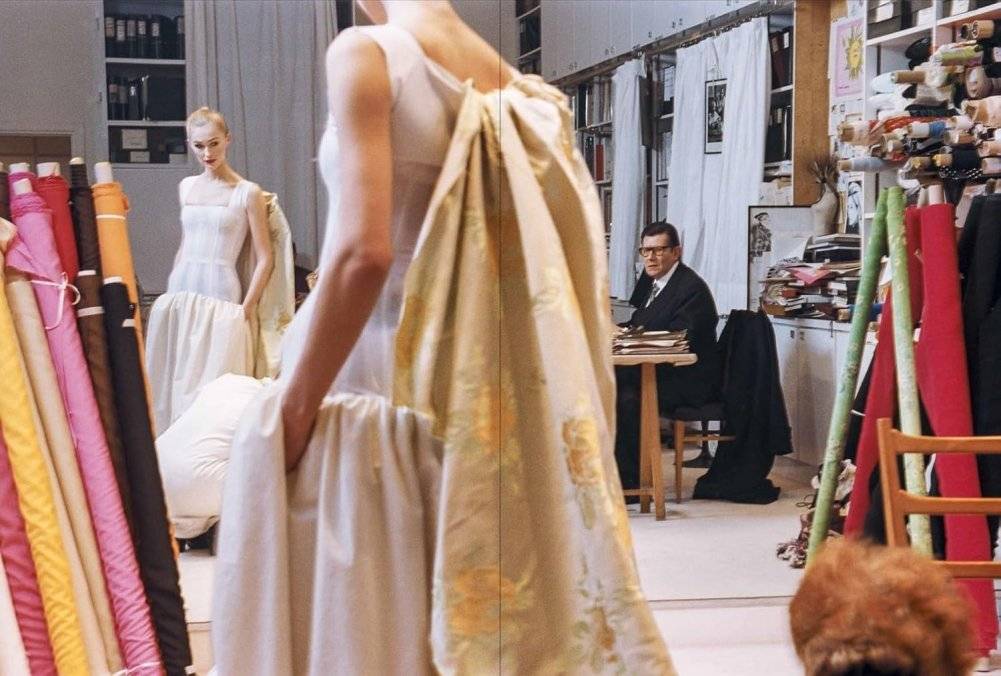 Yves Saint Laurent: Inside Out: A Creative Universe Revealed фото книги 4