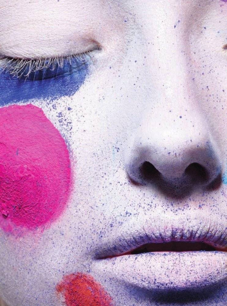 Краски. История макияжа фото книги 11