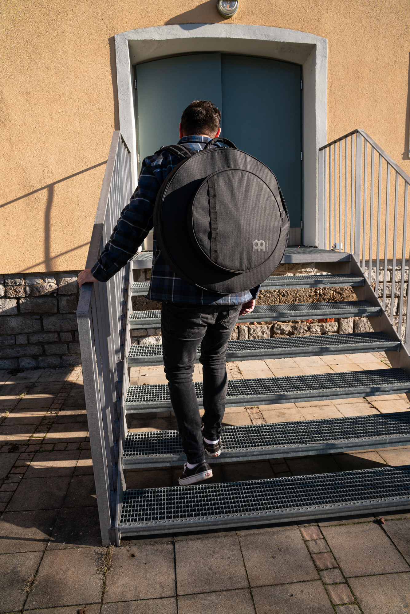 MCB22CR__3fc9dbf9-80d6-47df-8755-1bb6c37f67f6