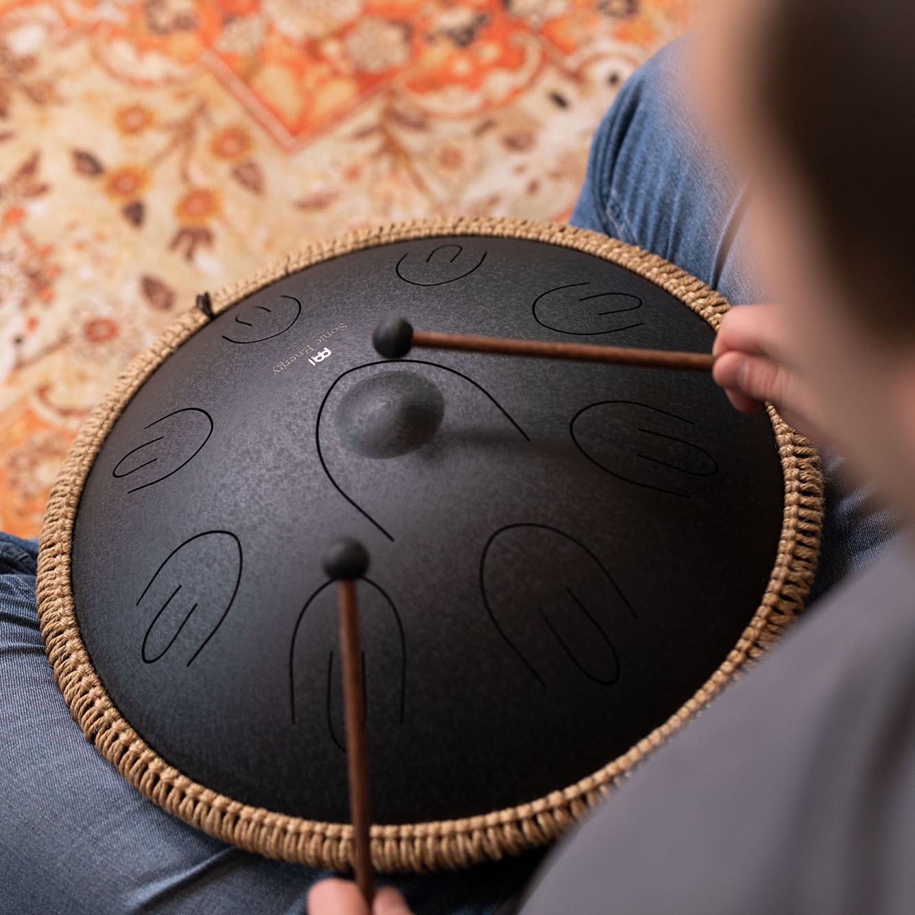 Meinl Sonic Energy 16" Octave Steel Tongue Drum, D Kurd, 9 Töne, 440 Hz, Schwarz (OSTD1BK)