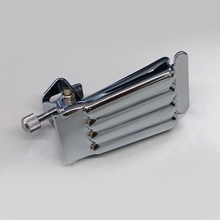 IBANEZ Tailpiece for B200/300 Banjo - Clam Shell Type / chrome (5ATP05N)