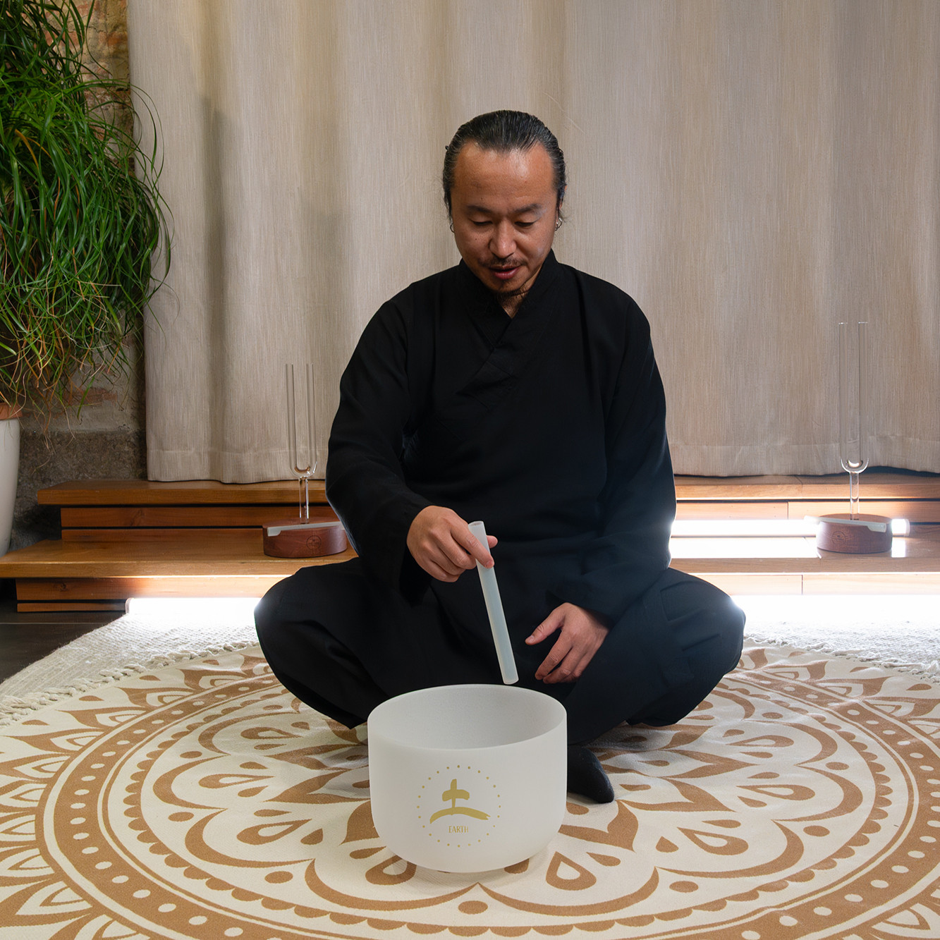 Meinl Sonic Energy 10" TCM Crystal Singing Bowl, Earth 256 Hz (TCMCSB10-E)