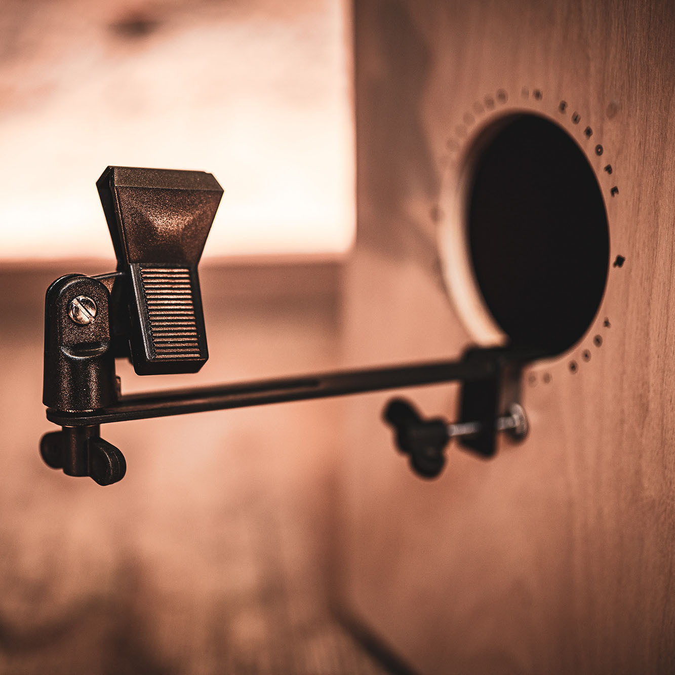 MEINL Percussion Microphone Cajon Clamp (MPMCC)