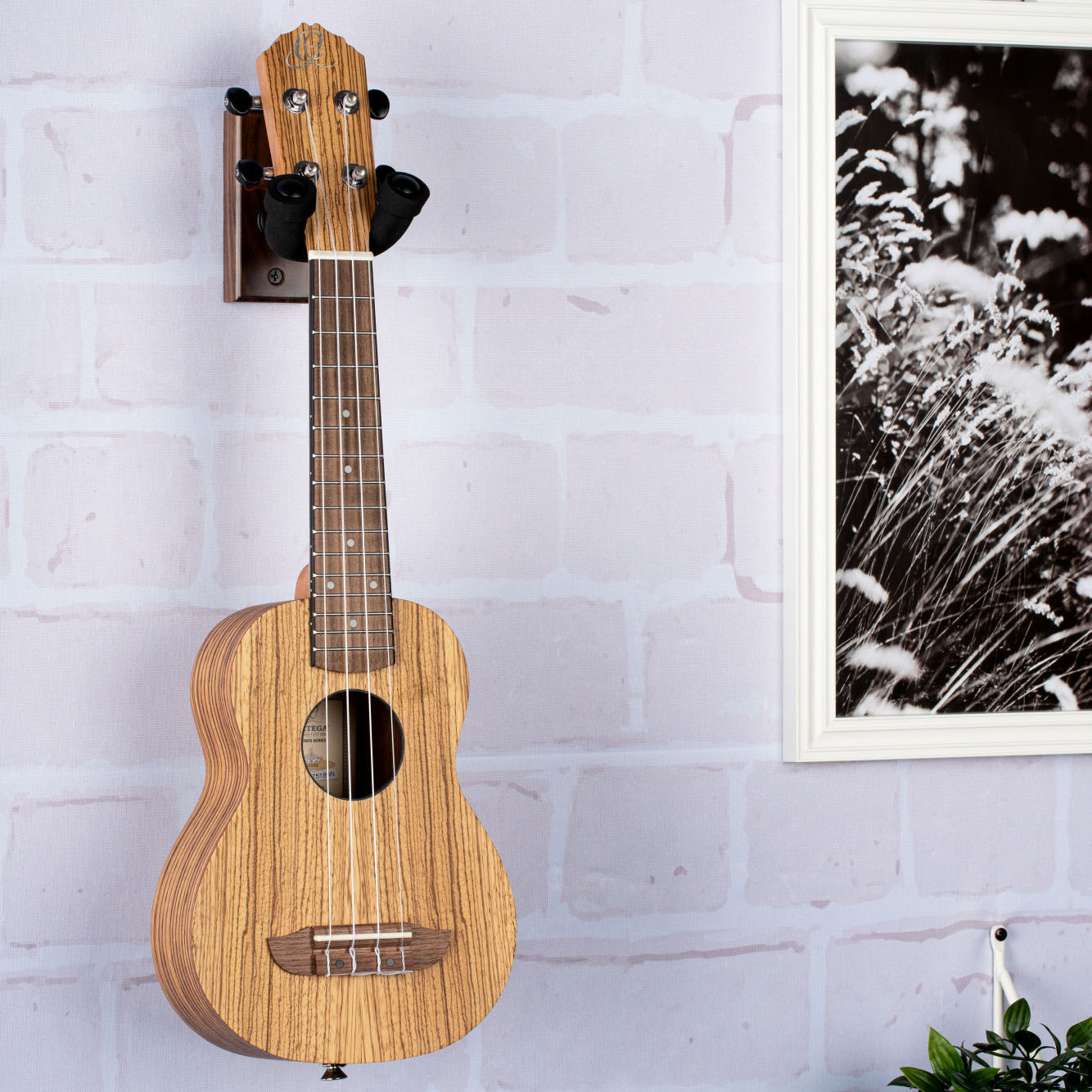 ORTEGA Ukulele Wall Hanger - Walnut Wood (OUH-1WN)