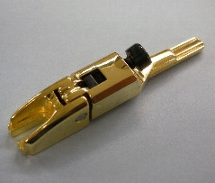 IBANEZ Saitenreiter - gold für 3. und 4. Saite des Edge 3 Tremolos (2ED2C2G3)