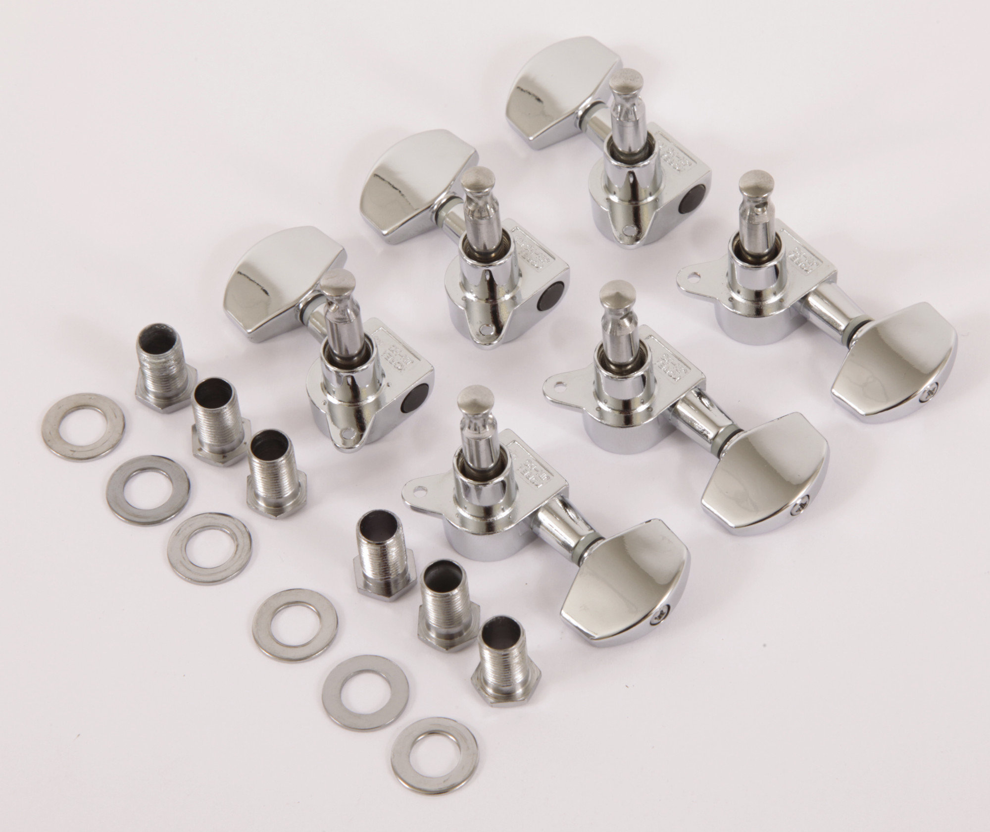 IBANEZ Akustikgitarre Mechanik Set 3 x links/3 x rechts - chrom - Auslaufmodell nur noch Lagerware; Substitut 2MG0006L/2MG0006R-CH (5AMH15E)