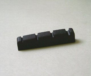 PLASTIC NUT 5x41(MM); SATTEL SCHWARZ 5x41 MM IBANEZ