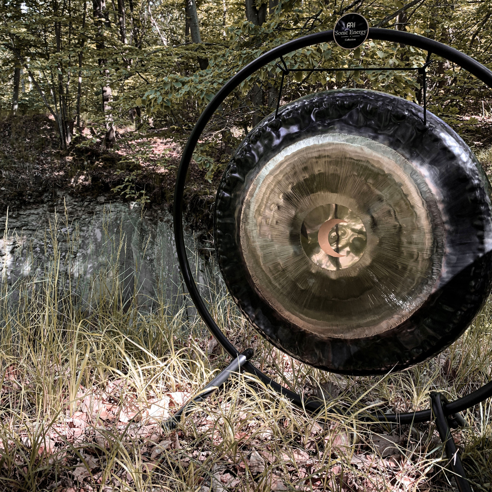 Meinl Sonic Energy planetarisch gestimmter Gong - 24" (61cm) - Synodischer Mond - 210.42 Hz (G24-M-SY)