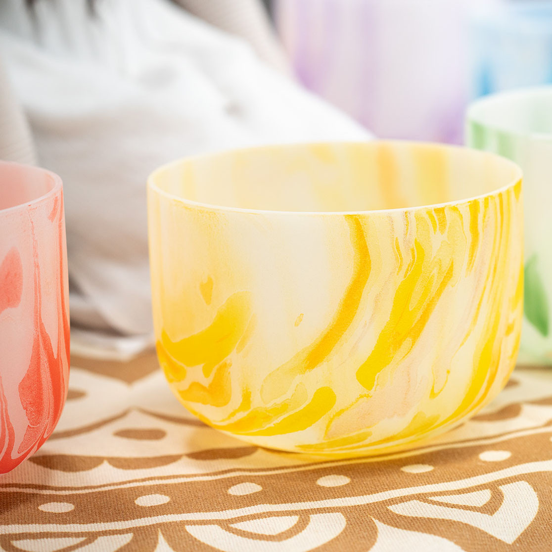 Meinl Sonic Energy 10" Marble Crystal Singing Bowl E4, Yellow, 432 Hz, Solarplexus Chakra (MCSB10E)