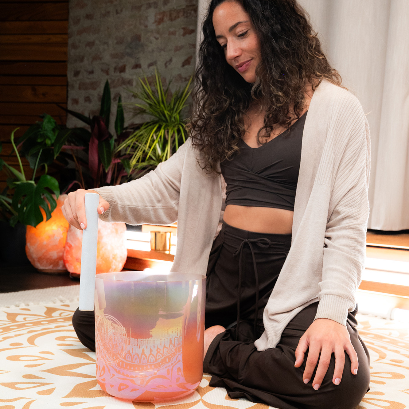 Meinl Sonic Energy 9" Essence Crystal Singing Bowl C3, Light Rose Gold, 128 Hz, Flower of Life (ECSB128FOL)