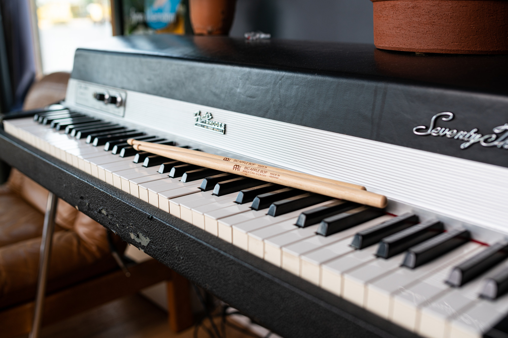 SB111__8148a425-c137-41d8-b0f9-72ecae38f9ae