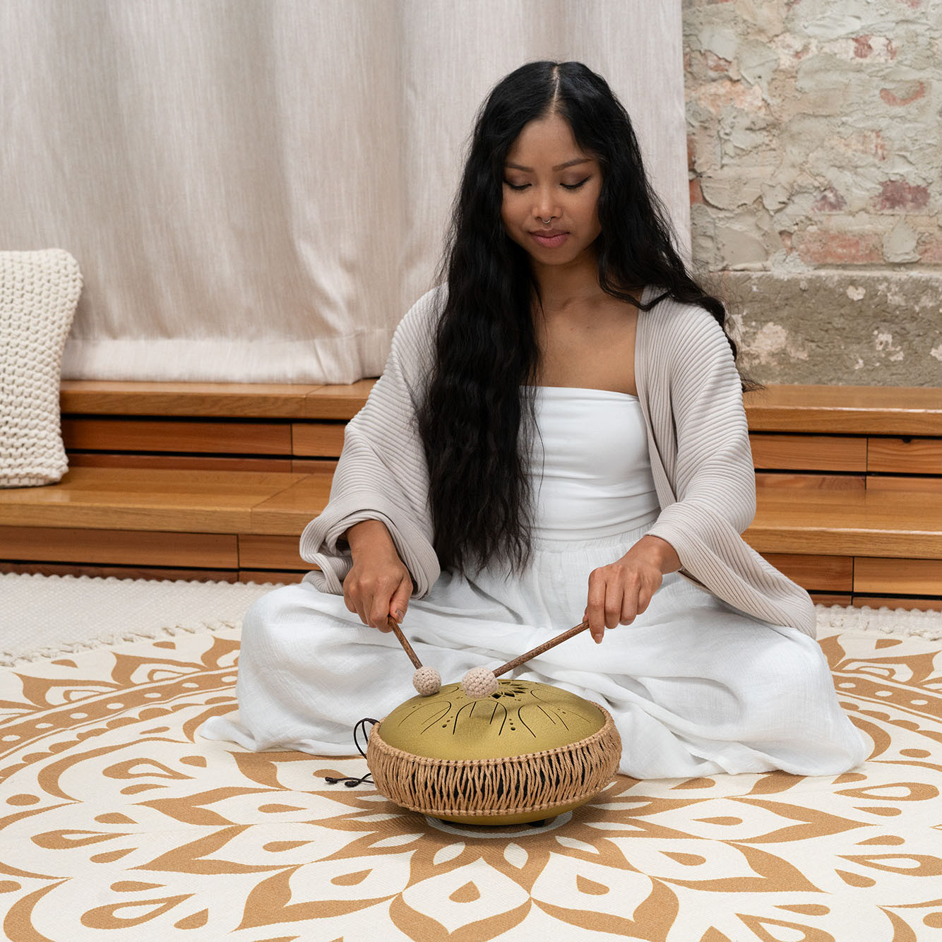 Meinl Sonic Energy 10" Medium Octave Steel Tongue Drum, C Dur, 8 Töne, 432 Hz, Gold (MOSTD3G)