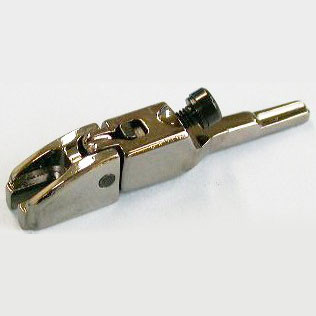 IBANEZ Saitenreiter - cosmo black für 1. und 6. Saite des Edge 3 Tremolos (2ED2C2K1)