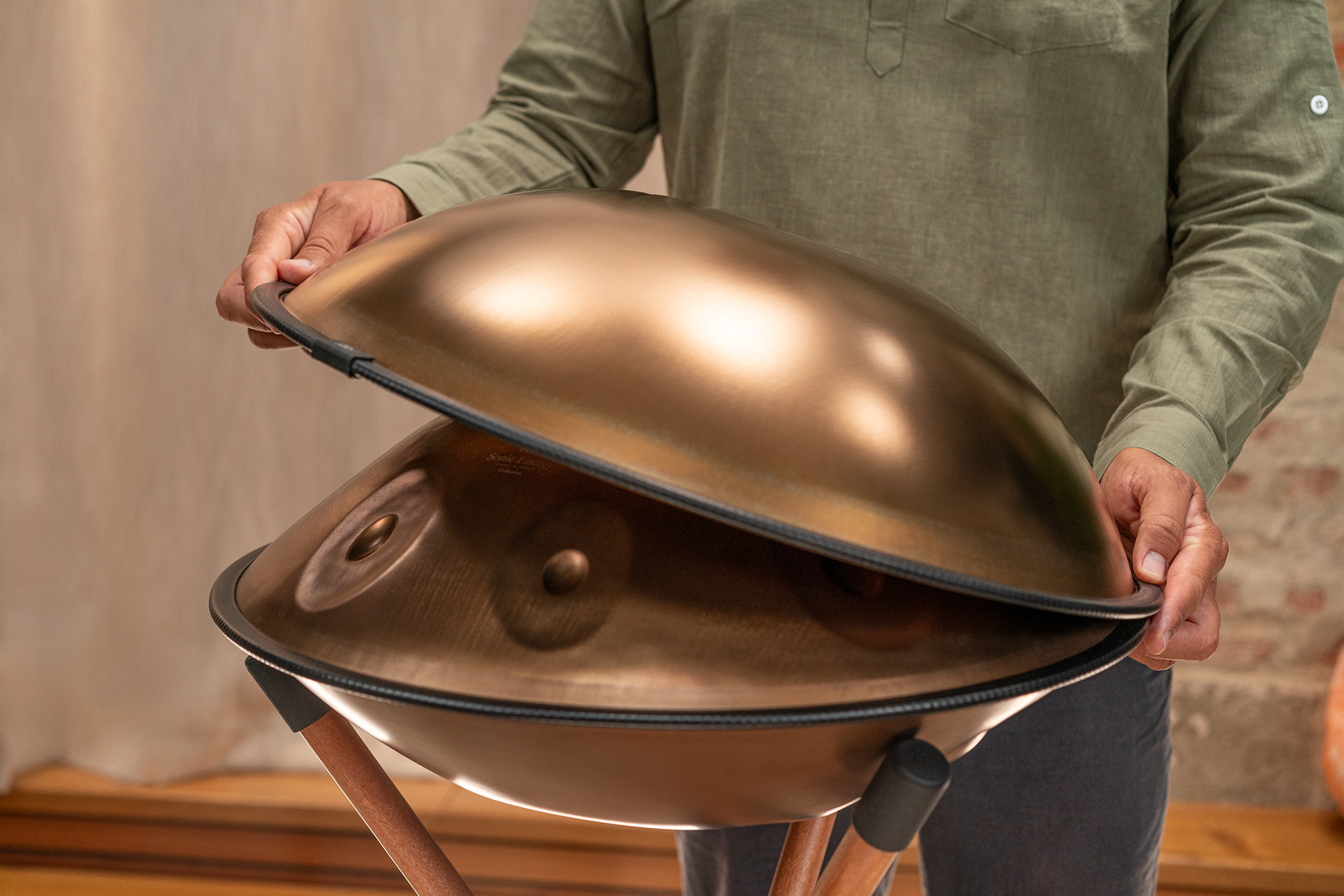 Meinl Sonic Energy Sensory Handpan Edelstahl F Pygmy 11 Töne 440 Hz - Vintage Kupfer (HPSTL110CU)