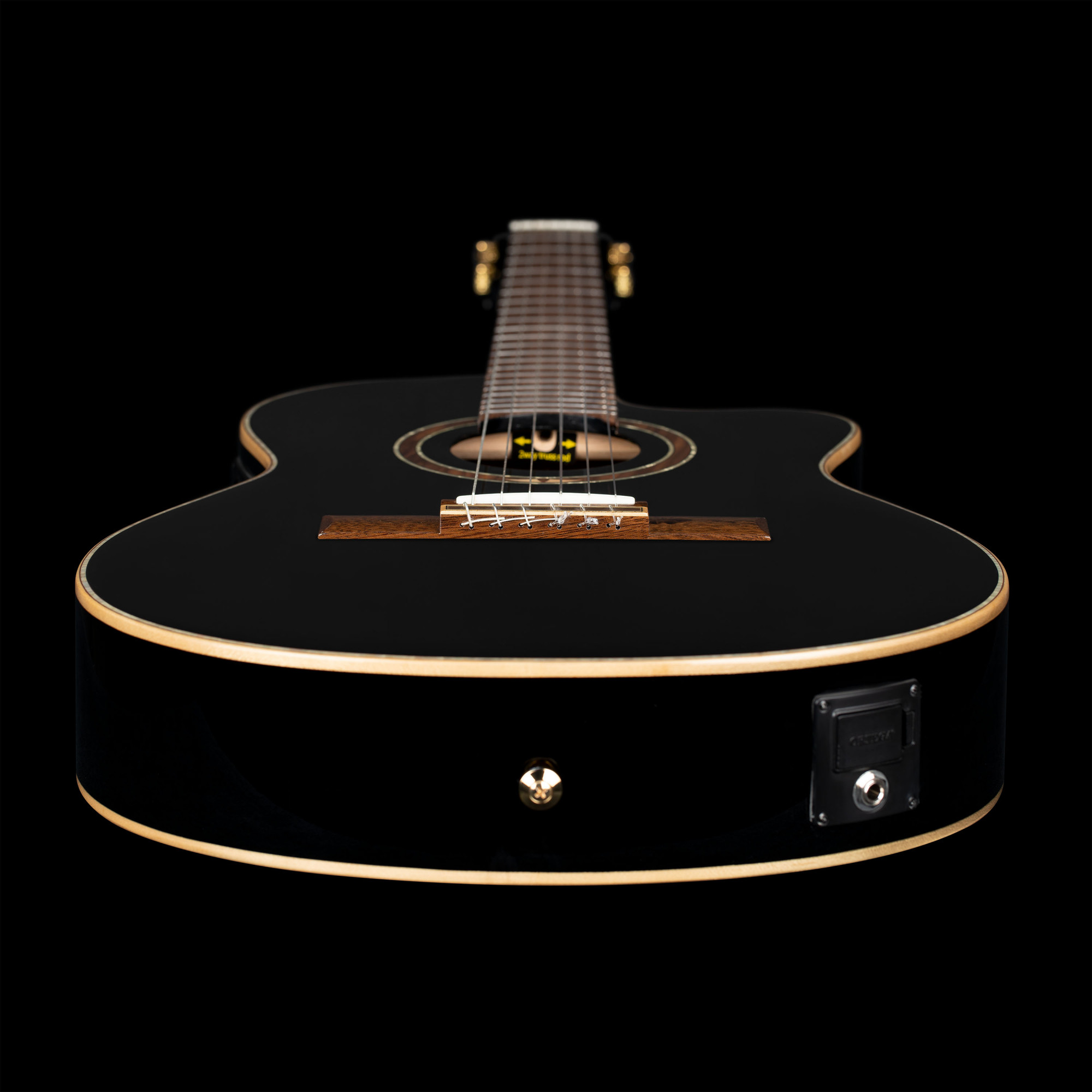 RCE138-T4BK__a5b18331-8a8d-4c59-9823-b96f1d715036