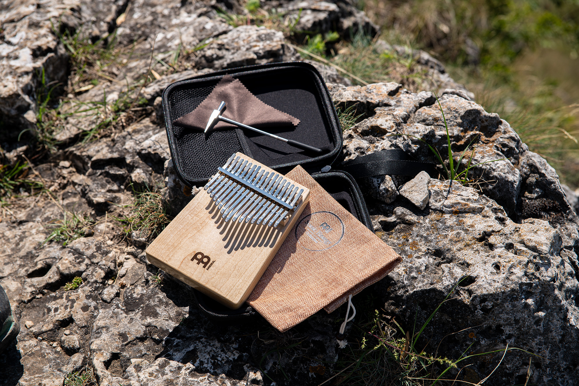 KL1704S__33890b94-762b-465f-8d8a-9d59c79614c3