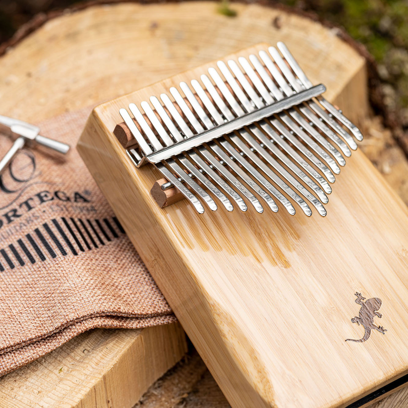 ORTEGA Lizard Serie Kalimba 17 Töne - Solid Bamboo (OKB2)