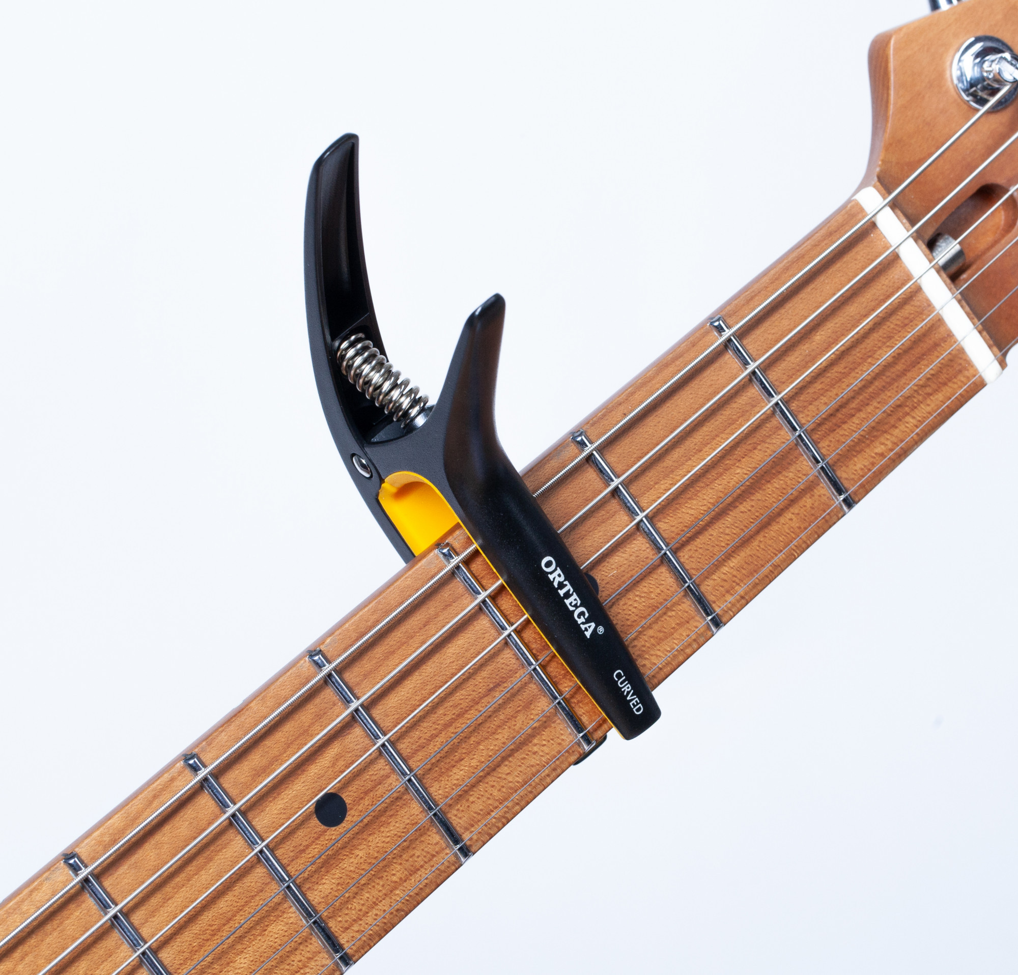 ORTEGA Curved/Flat Guitar Capo - Black/Orange (TWCAPO-SBK)