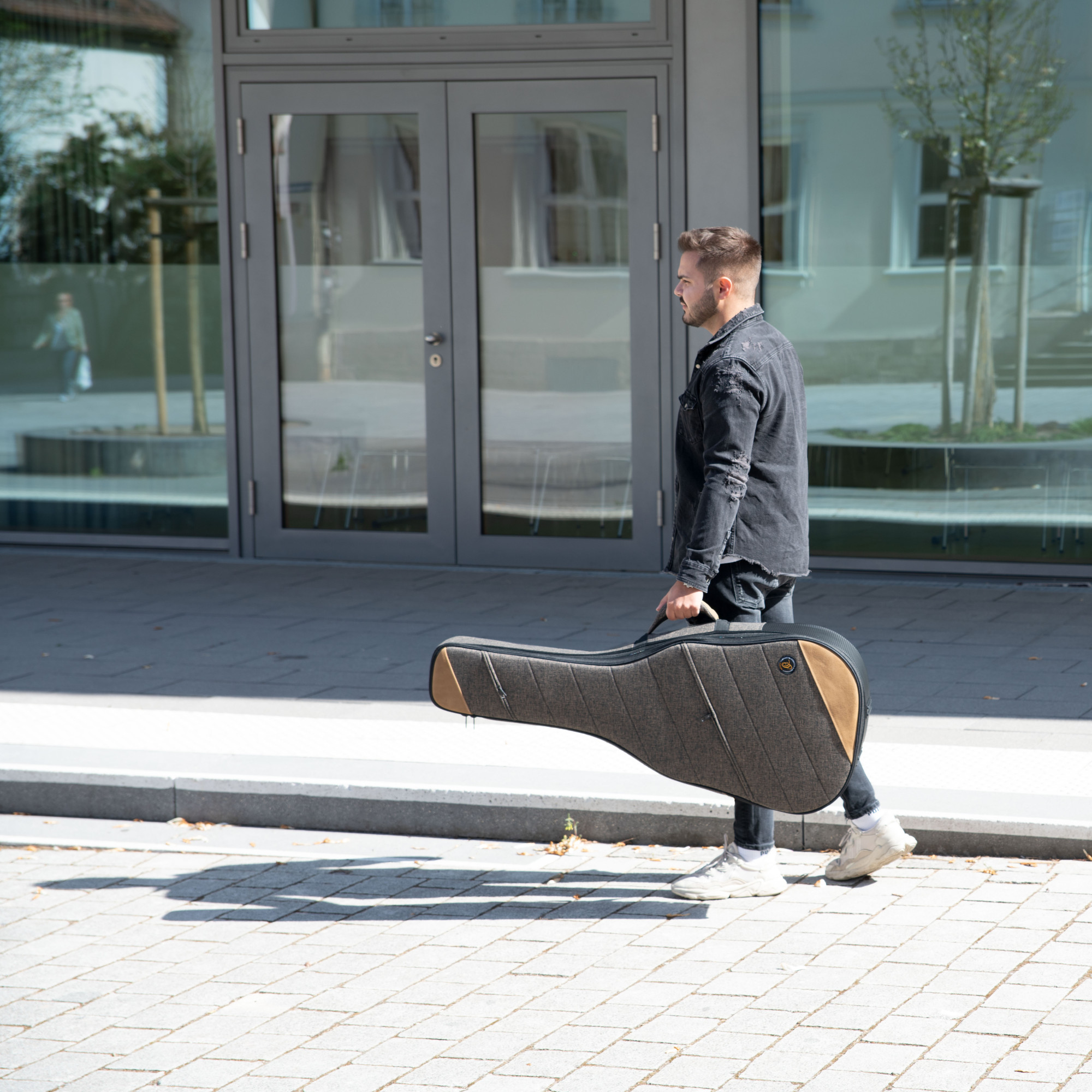 ORTEGA Dreadnought-Guitar-Soft-Case Lefty - Cappuccino  (OSOCADN-CP-L)