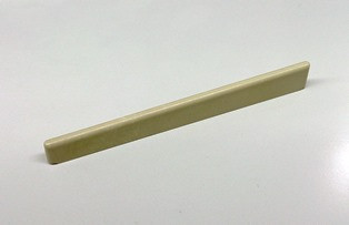 IBANEZ Plastik Sattel für Konzertgitarre 79,4 mm (5ASD42N)