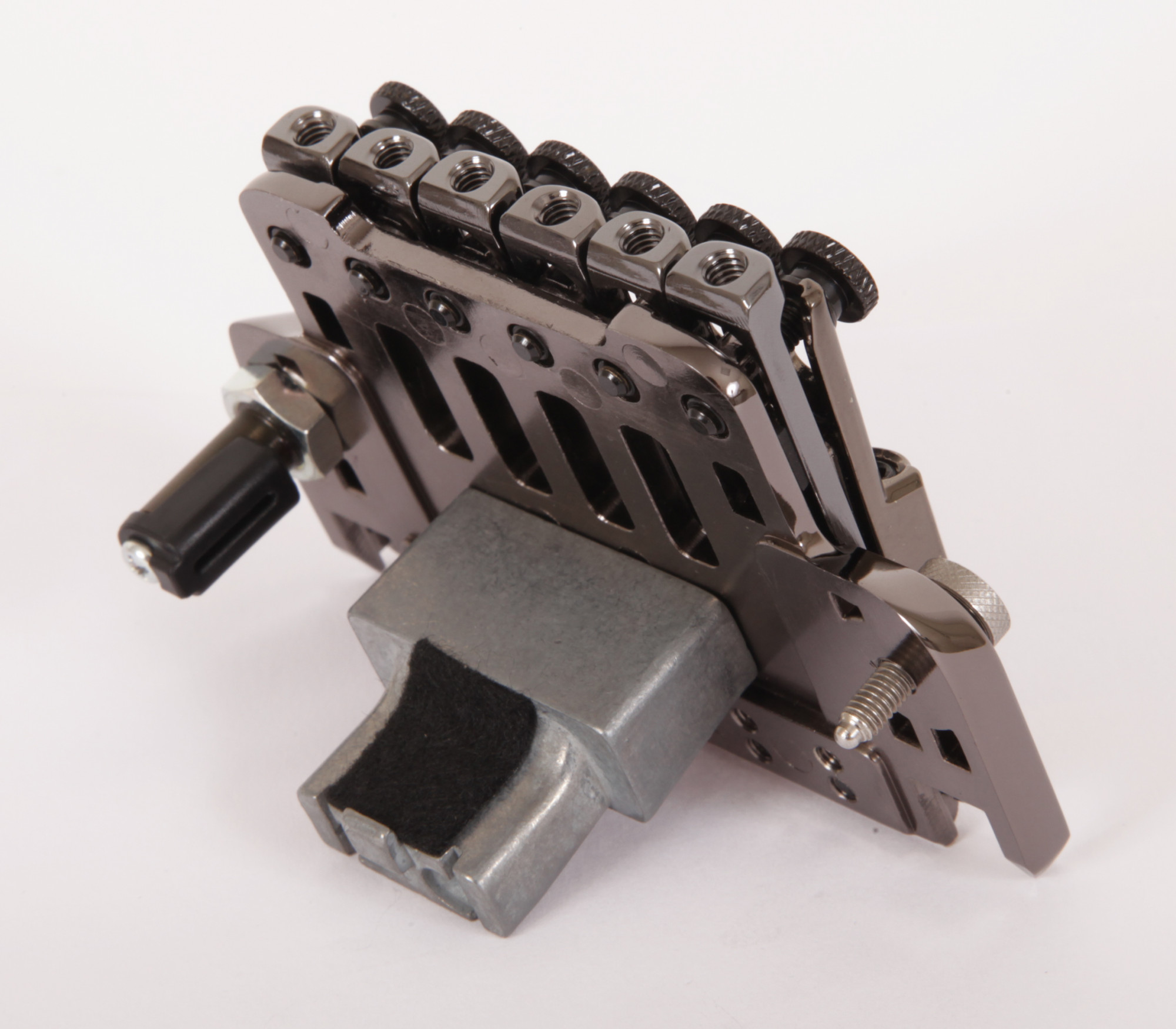 2TRX5AE005__2e014558-513d-40fb-9565-1c3269a4d049