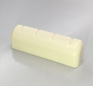 IBANEZ Plastic Nut Ukulele (5ANT36N)