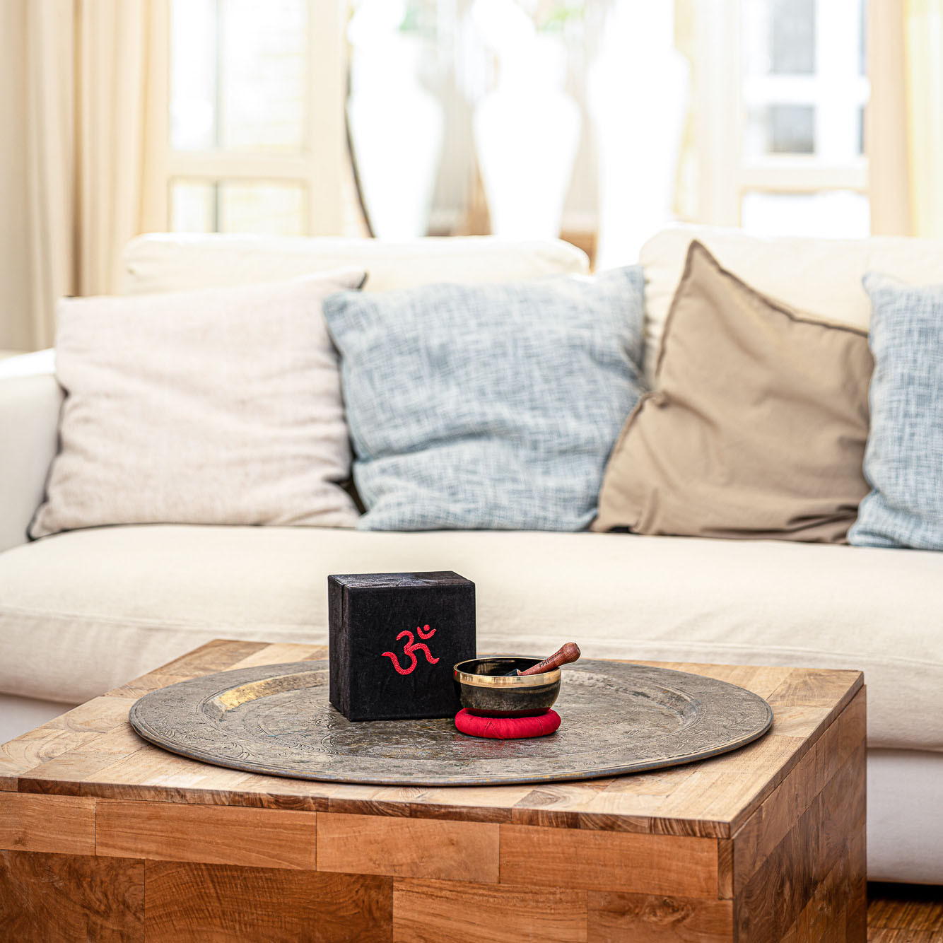 Meinl Sonic Energy Om Series Singing Bowl - 300g - Black (SB-OM-300)