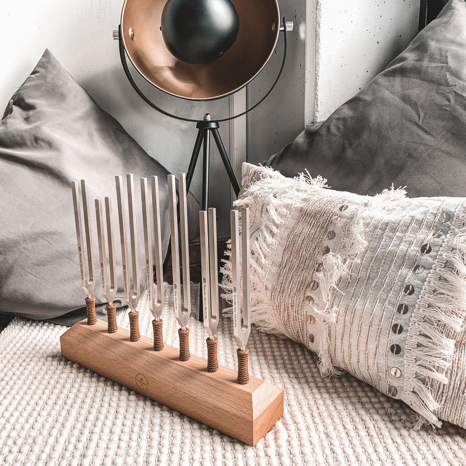 Meinl Sonic Energy Planetary Tuned Therapy Tuning Fork Chakra Set, 7 pcs, incl. Tuning Fork Holder (TTF-SET-CHA-7)