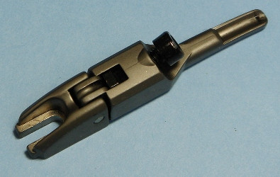 IBANEZ Saitenreiter - powder cosmo für 1. und 6 Saite des EDGE 3 Tremolos (2ED2C2P1)