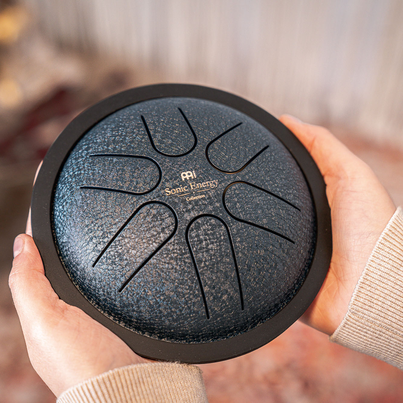 Meinl Sonic Energy 6" Mini Steel Tongue Drum, A Dur, 6 Töne, 440 Hz, Marineblau (MSTD2NB)