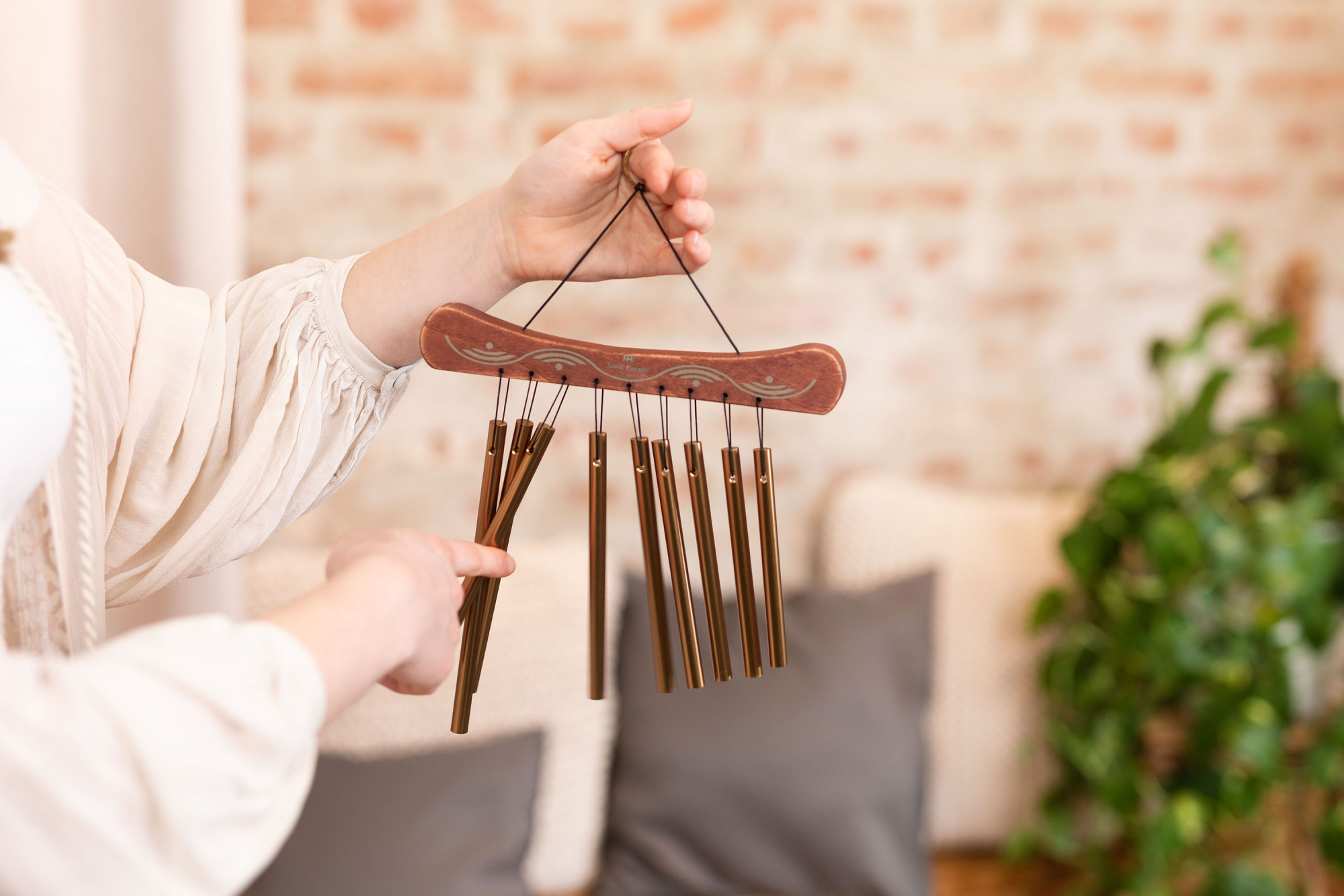 HC9B__a3075205-76c2-4571-946d-f35d9841b60a