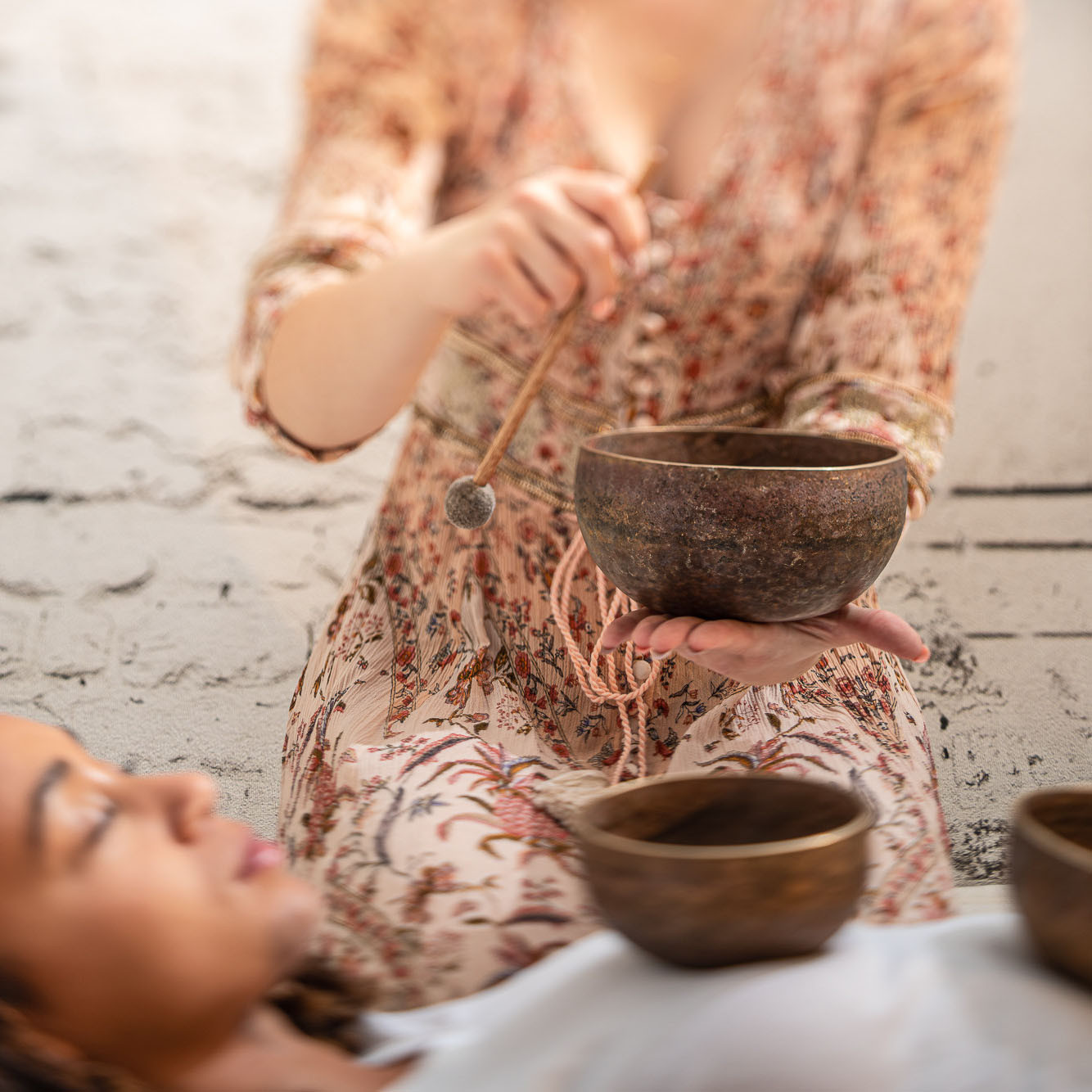 Meinl Sonic Energy 3-teiliges Origin Series Singing Bowl Set - 600/700/900g (SB-O-2200)