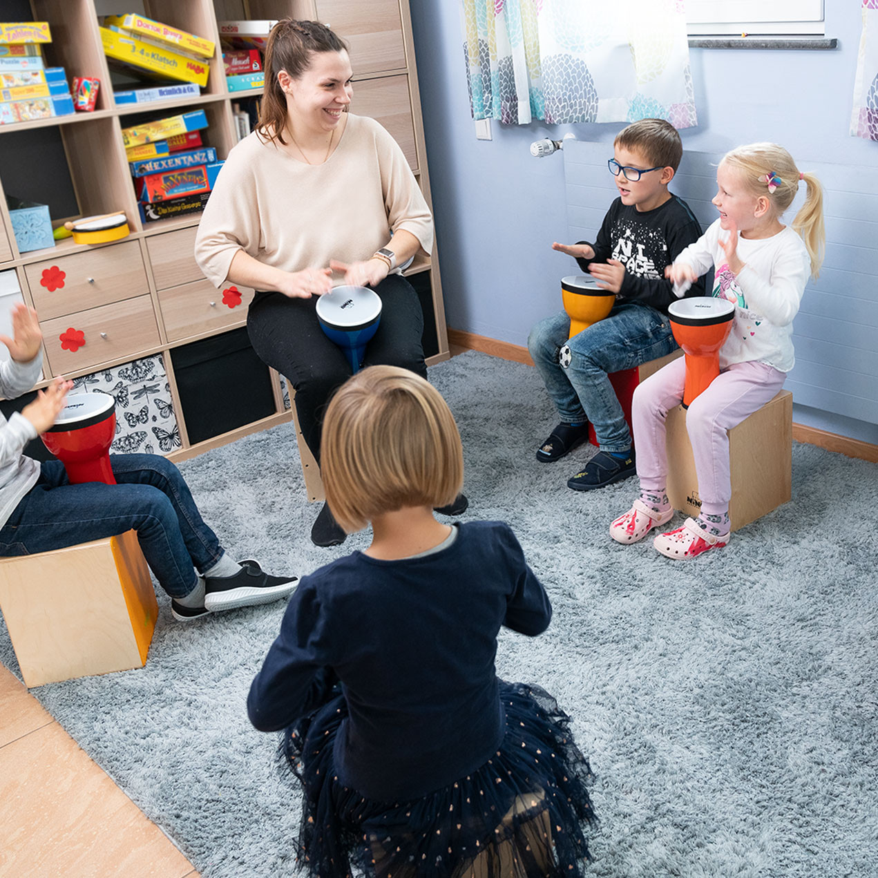 NINO Percussion Classroom Djembe Group Rhythm Set - 6 pcs (NINOSETEMDJ)